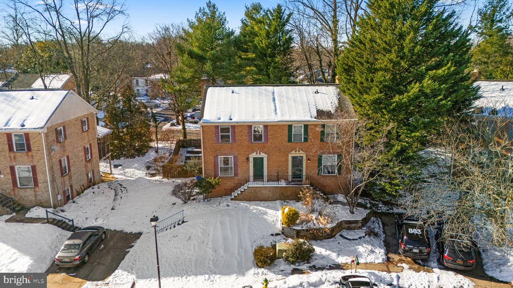 5 FAIRHOPE COURT
