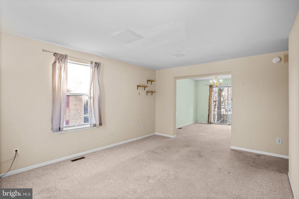 5 FAIRHOPE COURT