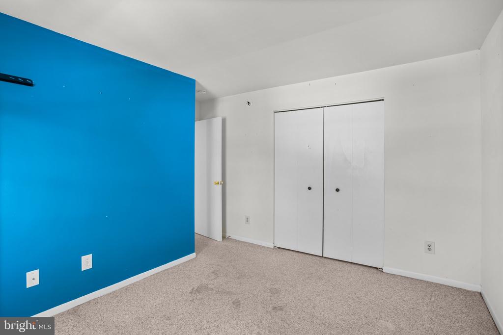 5 FAIRHOPE COURT
