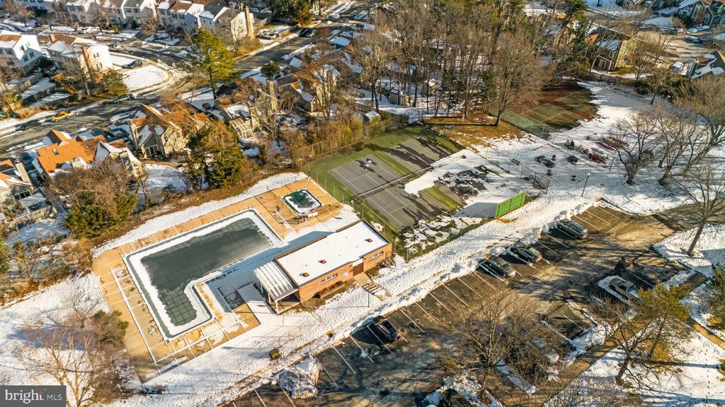 5 FAIRHOPE COURT