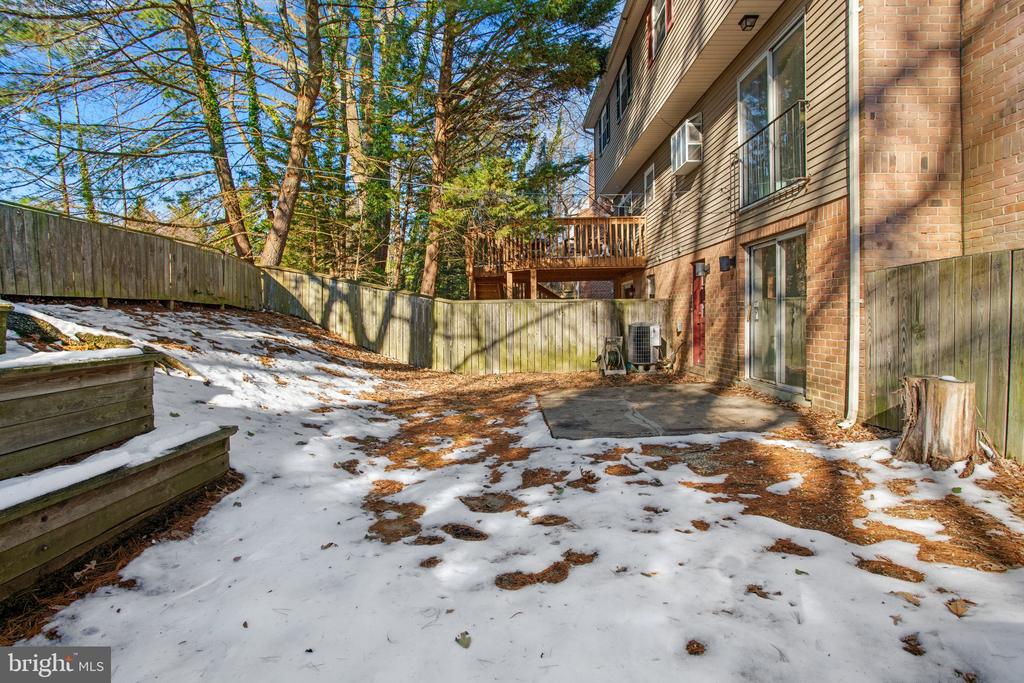 5 FAIRHOPE COURT