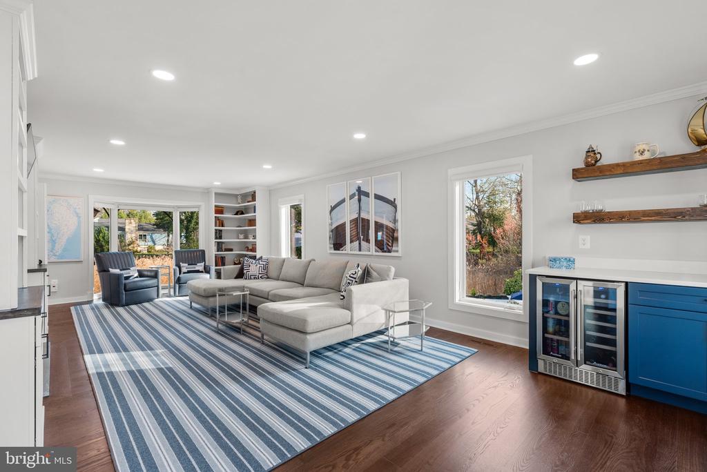 796 CANVASBACK COURT