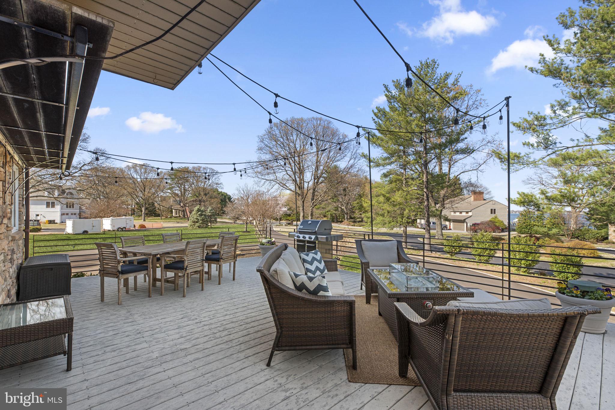 796 CANVASBACK COURT