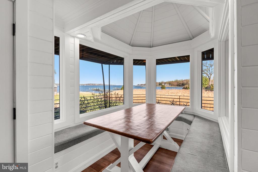 796 CANVASBACK COURT