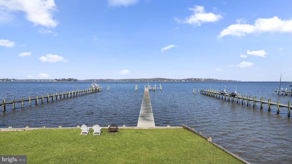 796 CANVASBACK COURT
