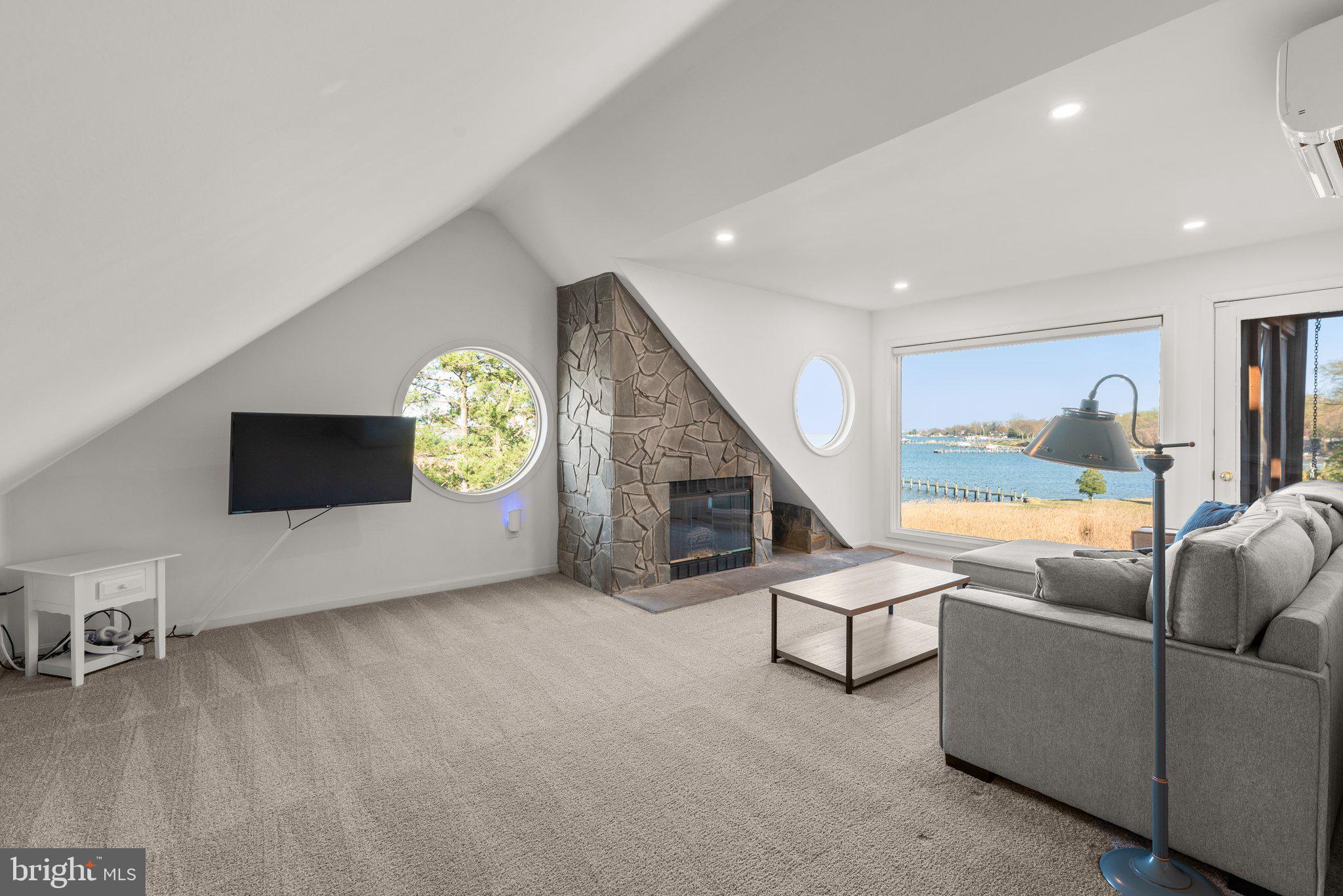 796 CANVASBACK COURT