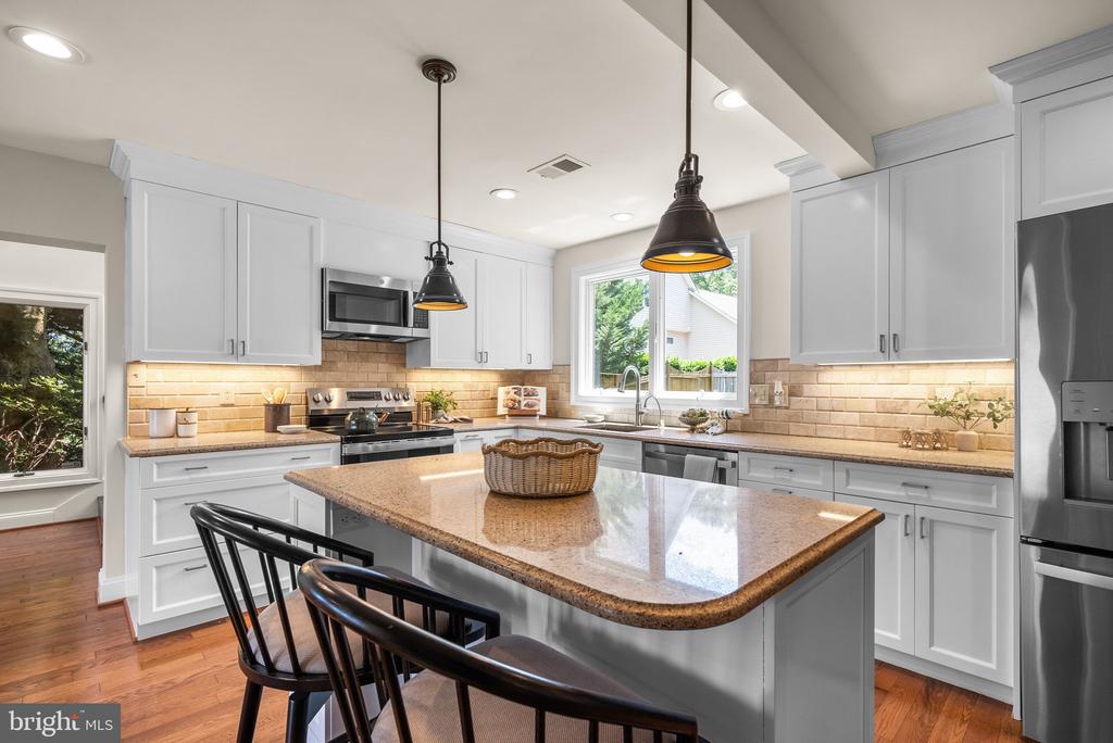 1088 RIVER BAY ROAD