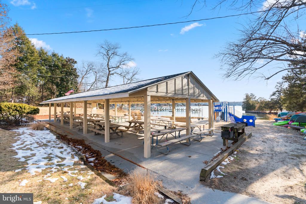 122 CEDAR ROAD