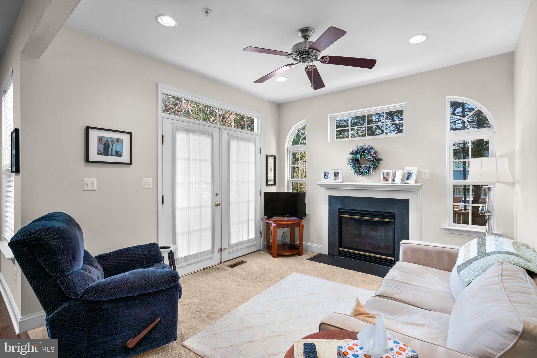 866 STONEHURST COURT