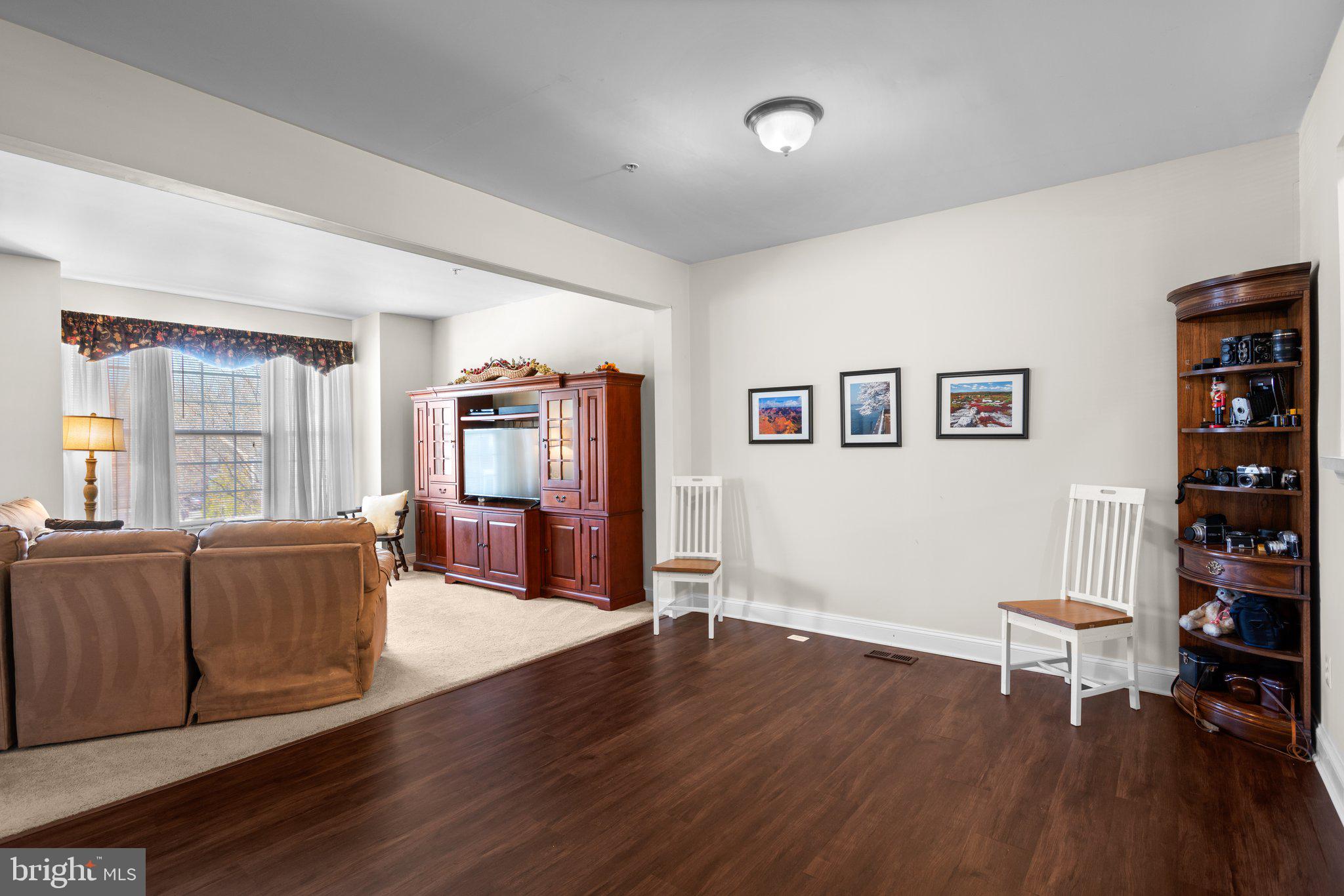 866 STONEHURST COURT