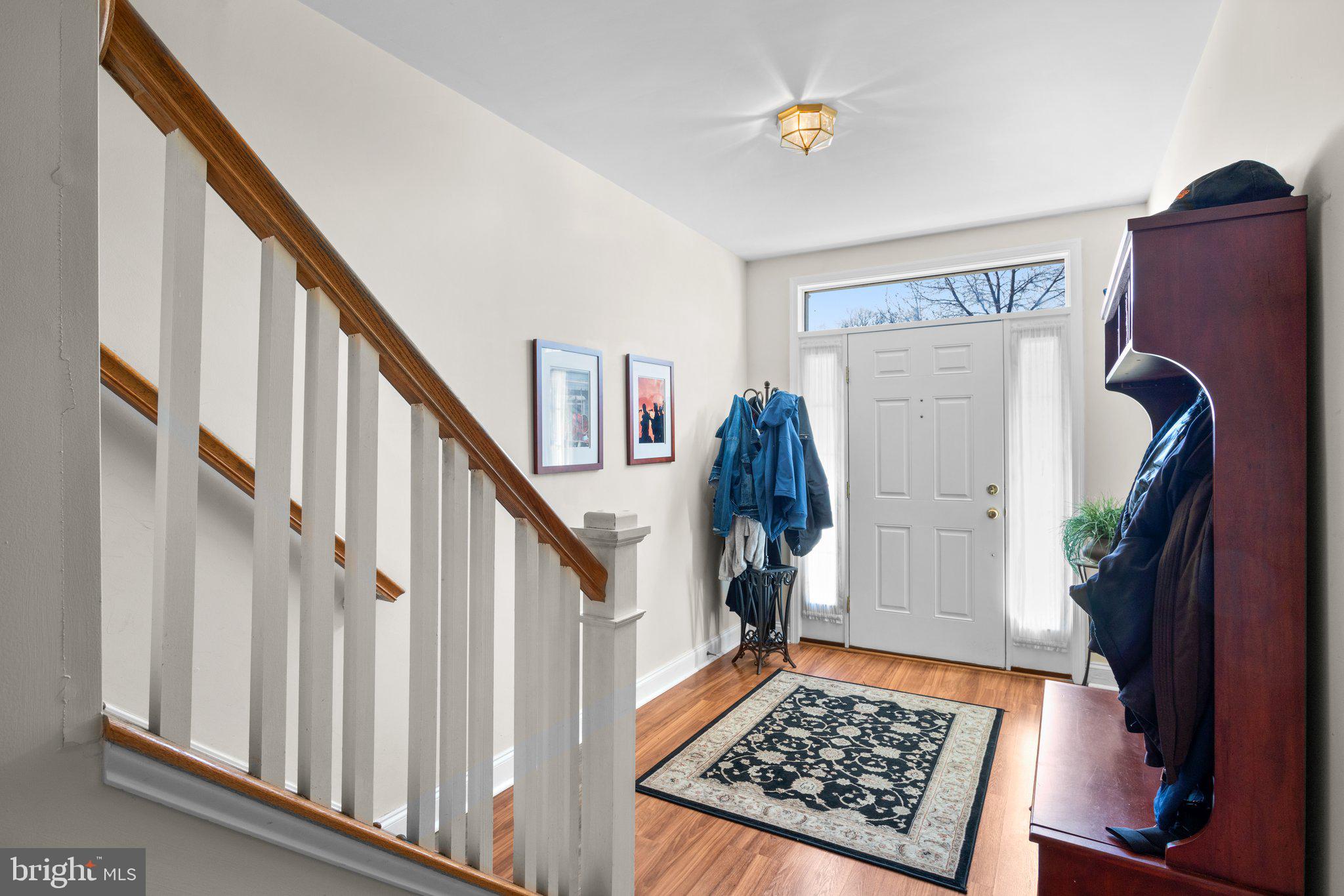 866 STONEHURST COURT
