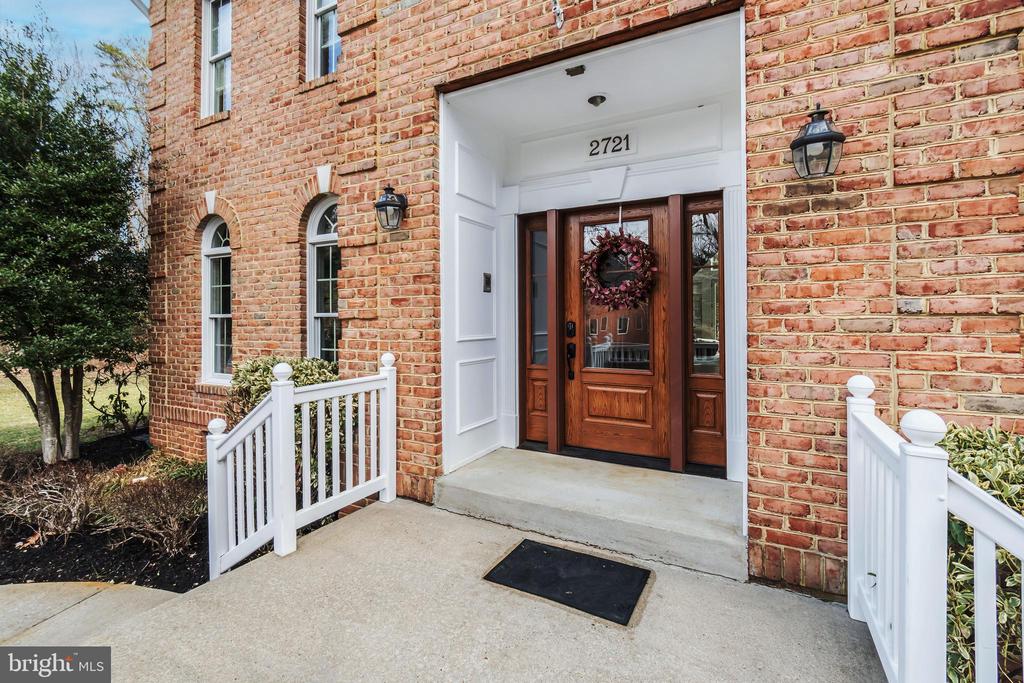 2721 HOWARD GROVE ROAD