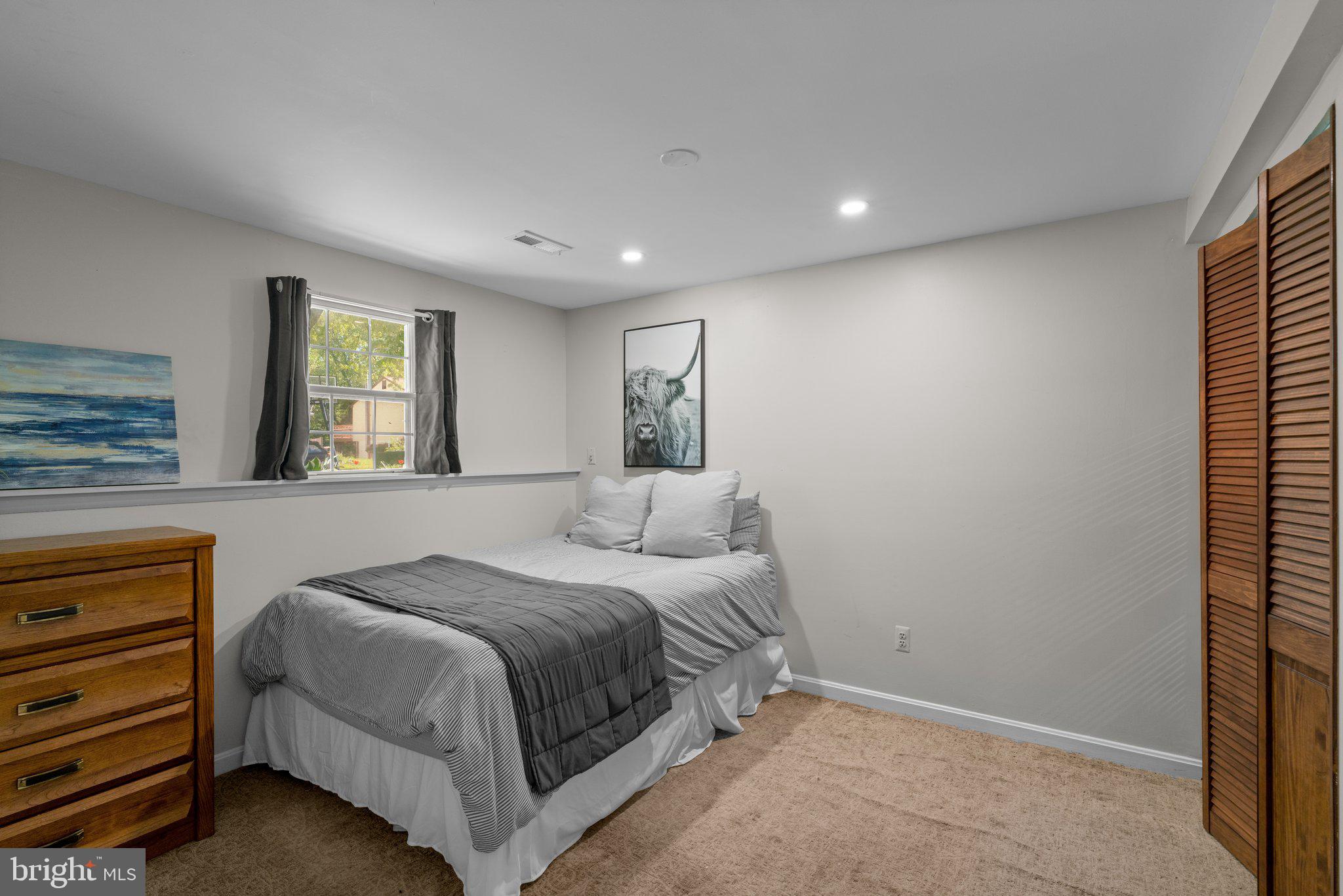 61 DIVIDING CREEK COURT