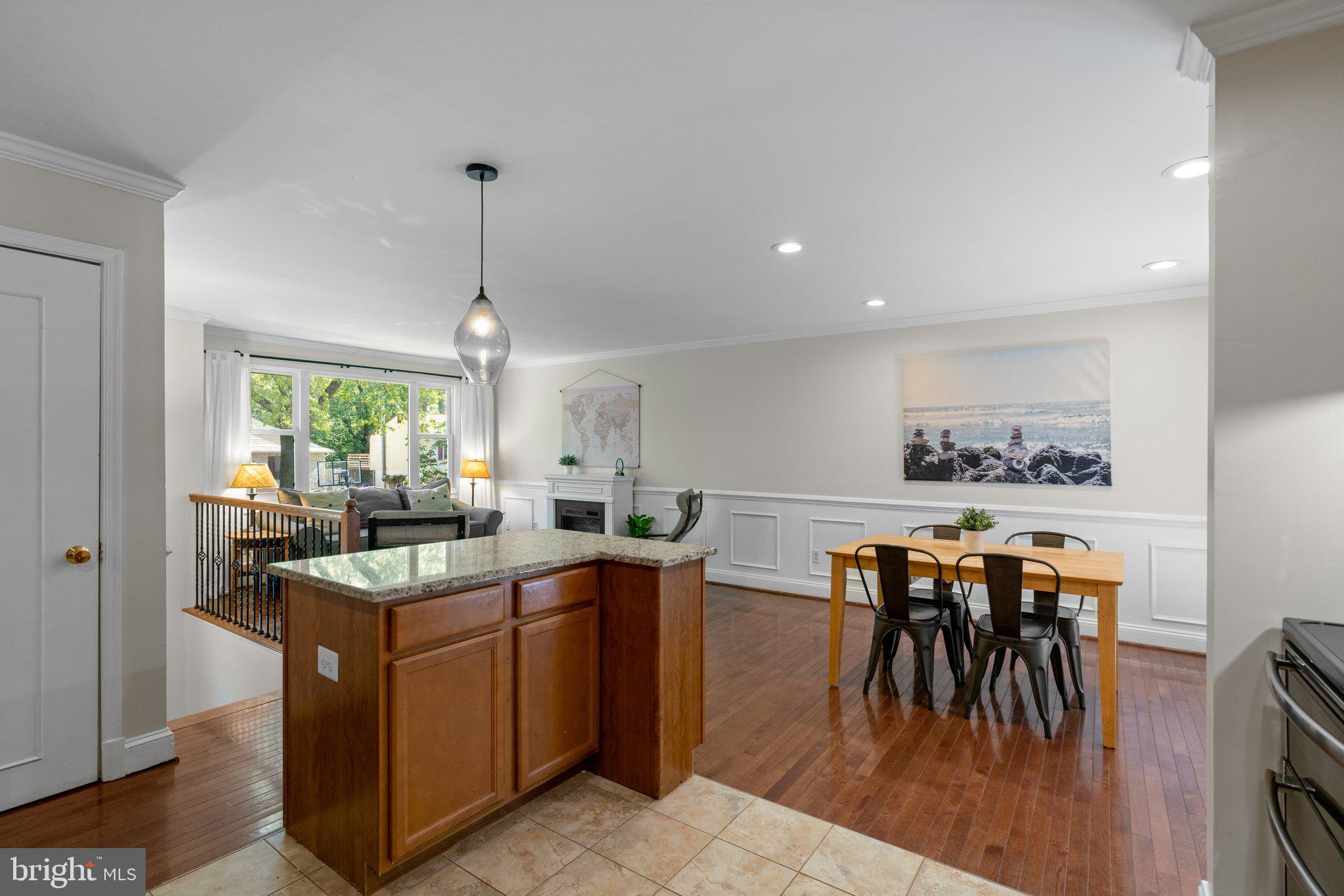 61 DIVIDING CREEK COURT