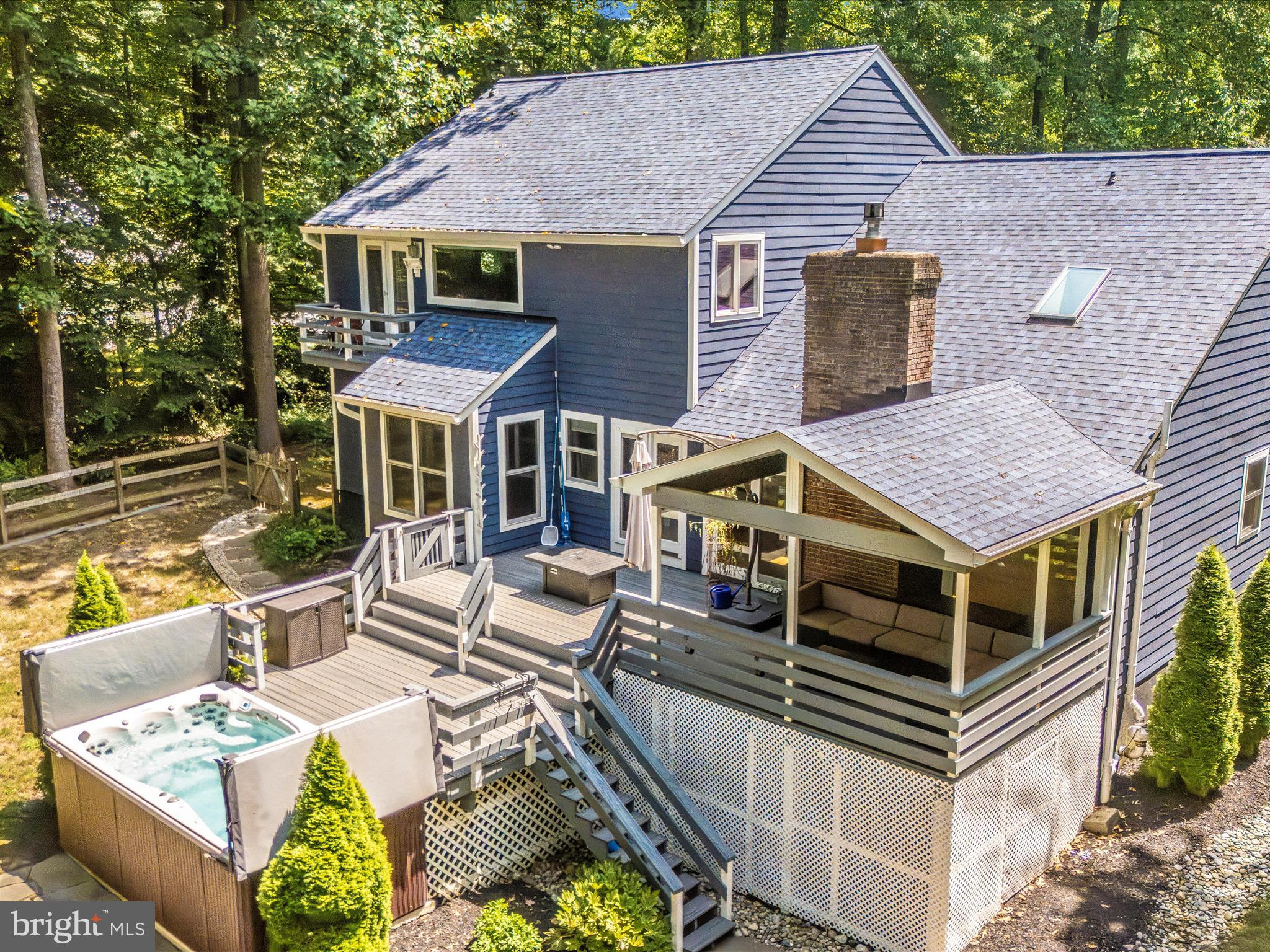 2020 JOHN HANSON OVERLOOK