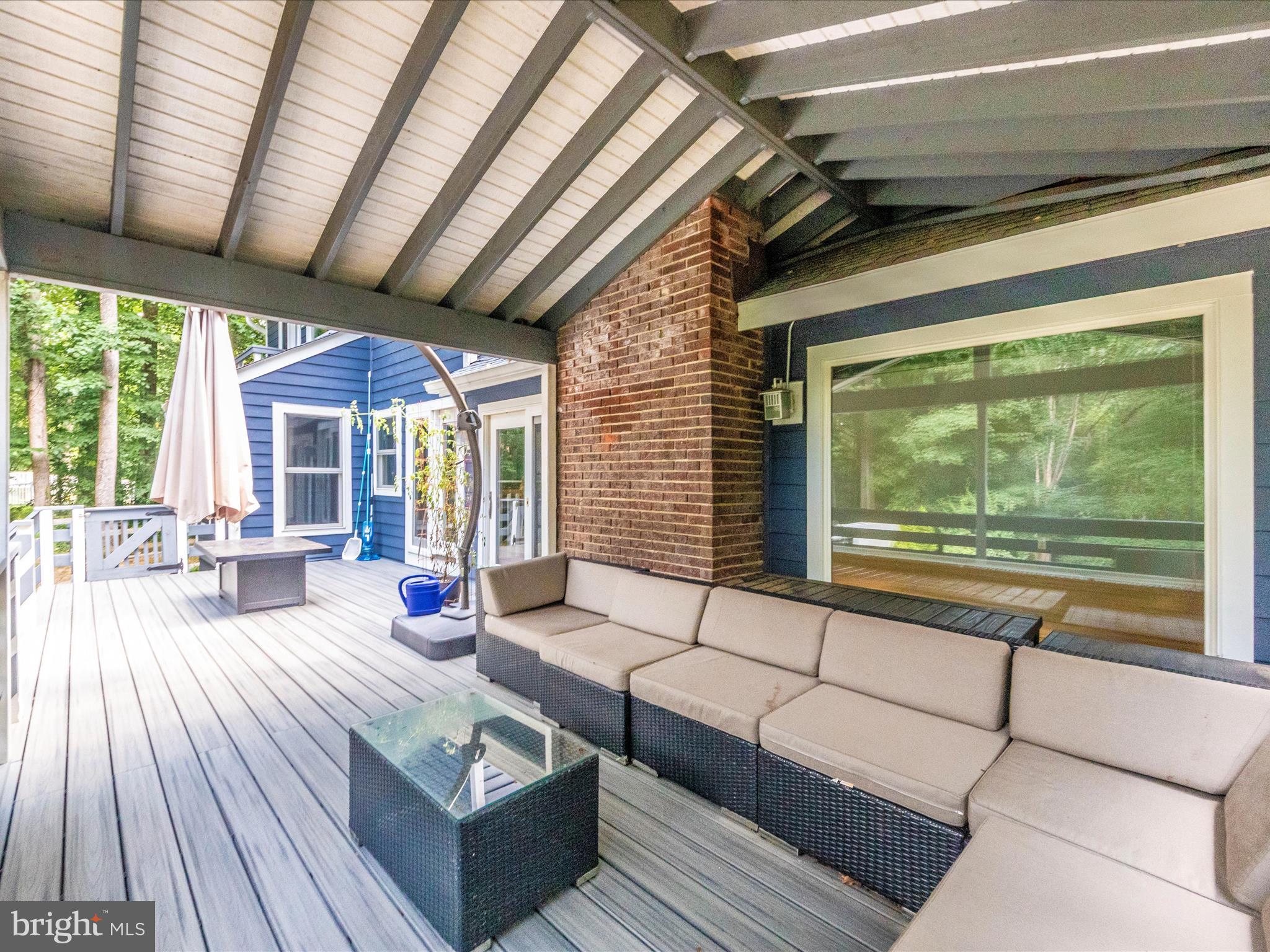 2020 JOHN HANSON OVERLOOK