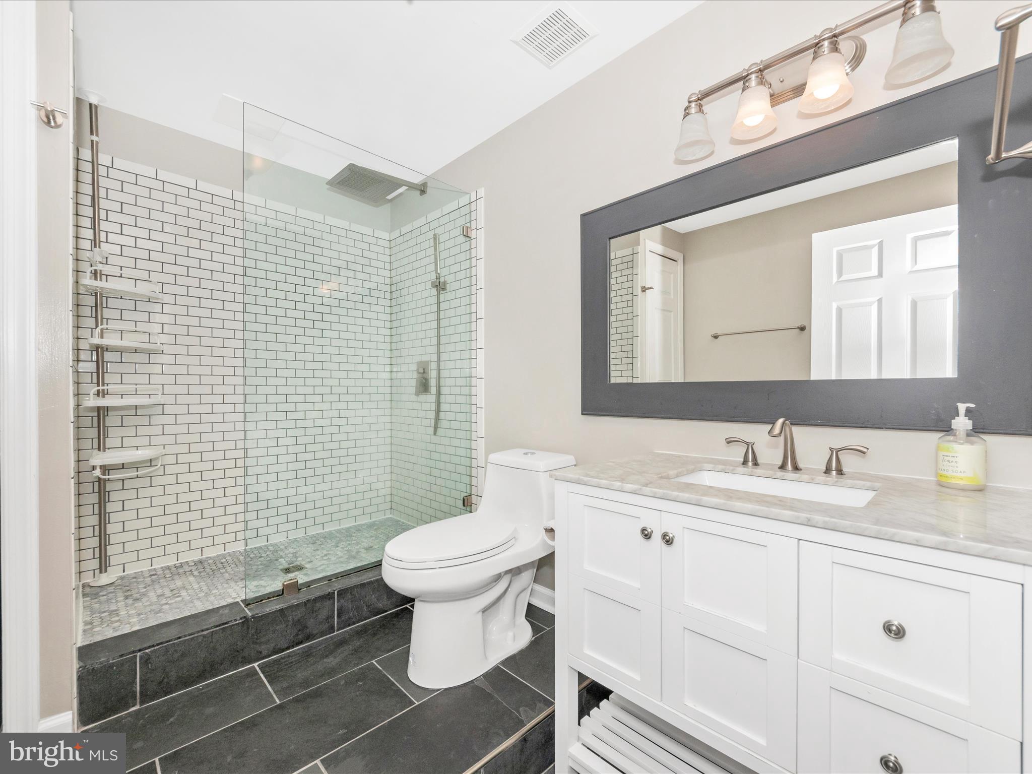 2020 JOHN HANSON OVERLOOK