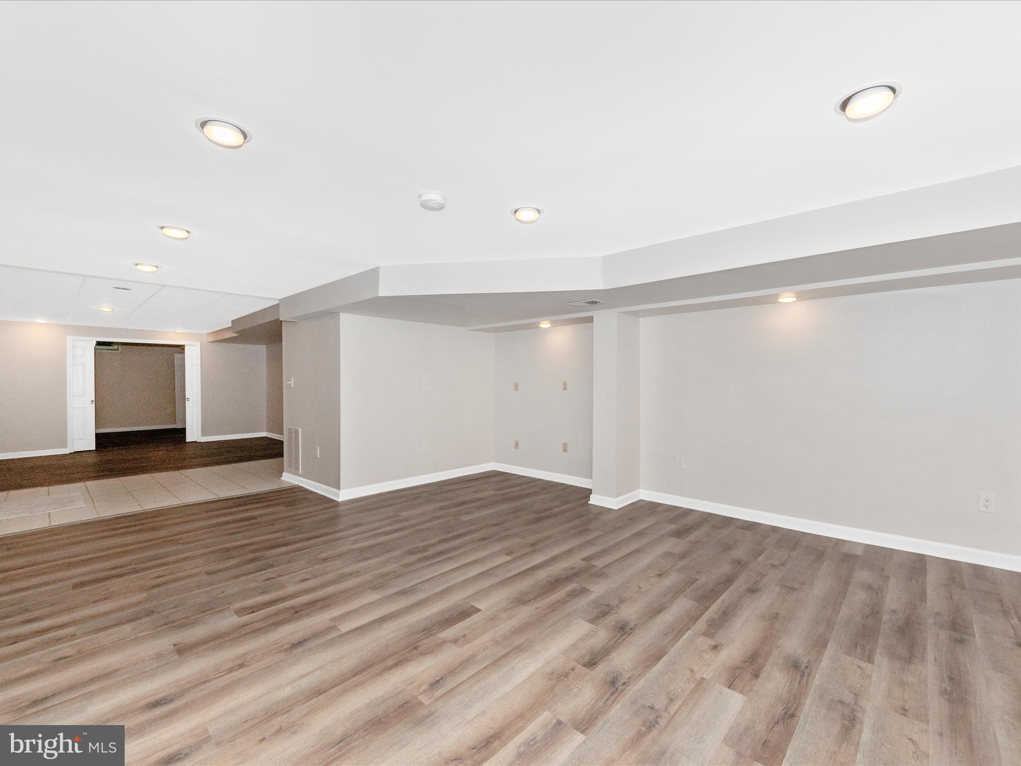 2020 JOHN HANSON OVERLOOK