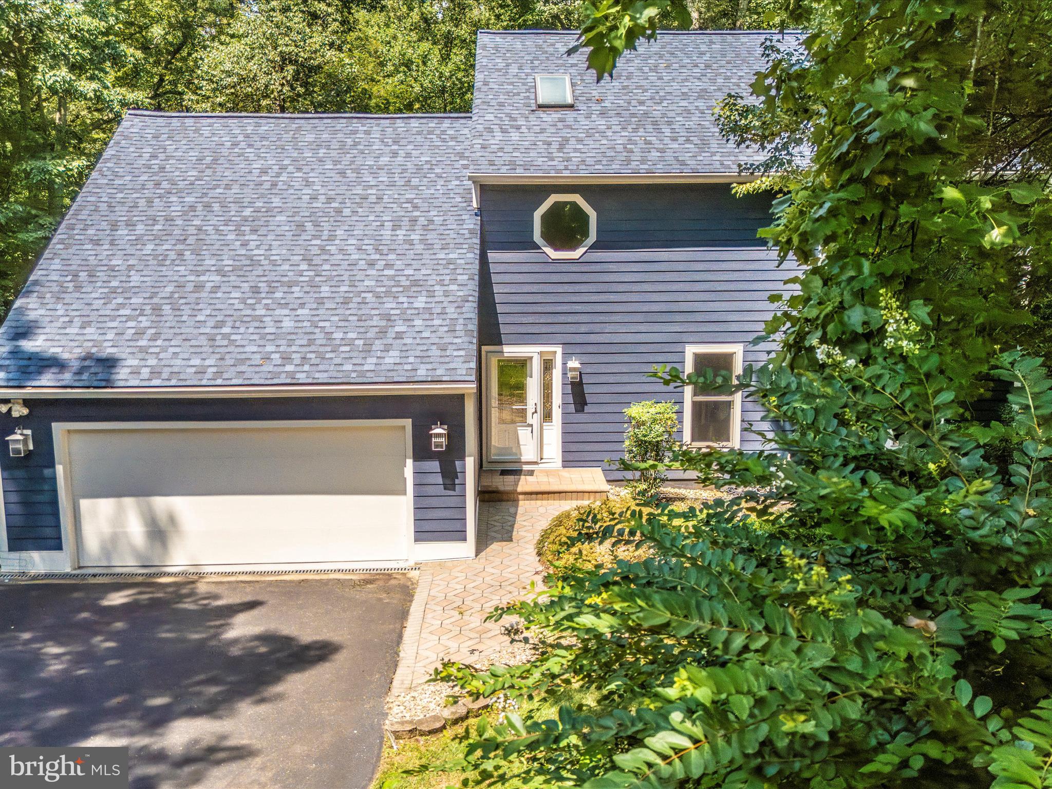 2020 JOHN HANSON OVERLOOK