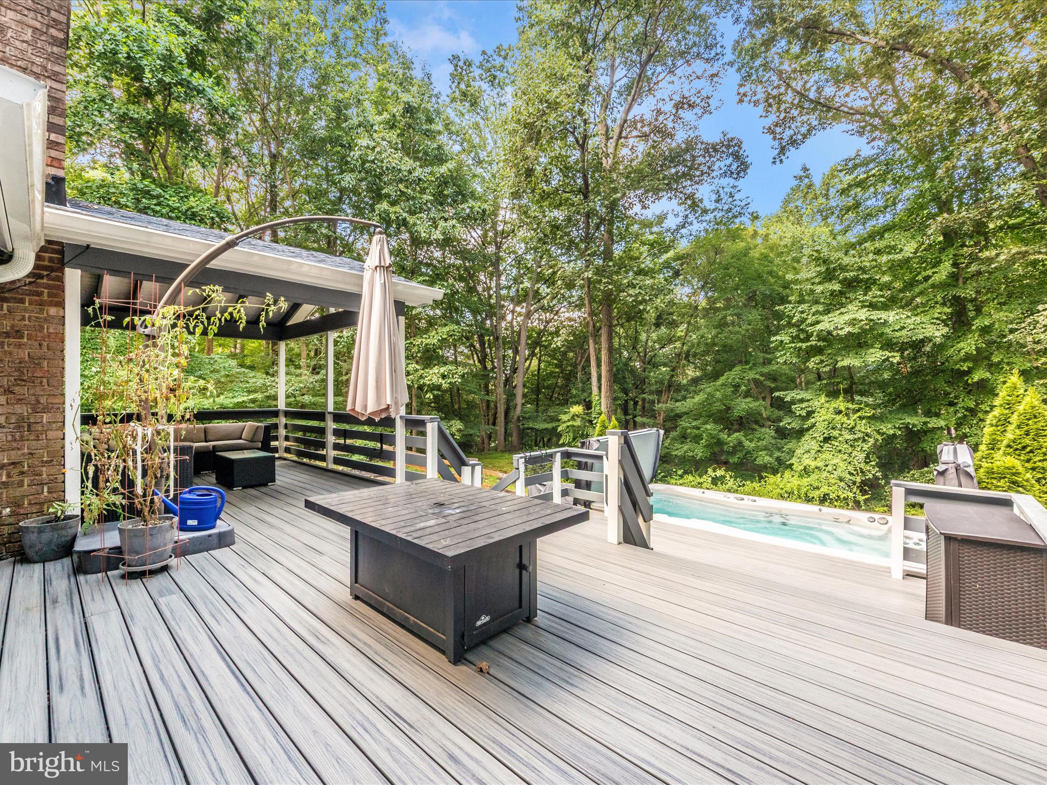 2020 JOHN HANSON OVERLOOK