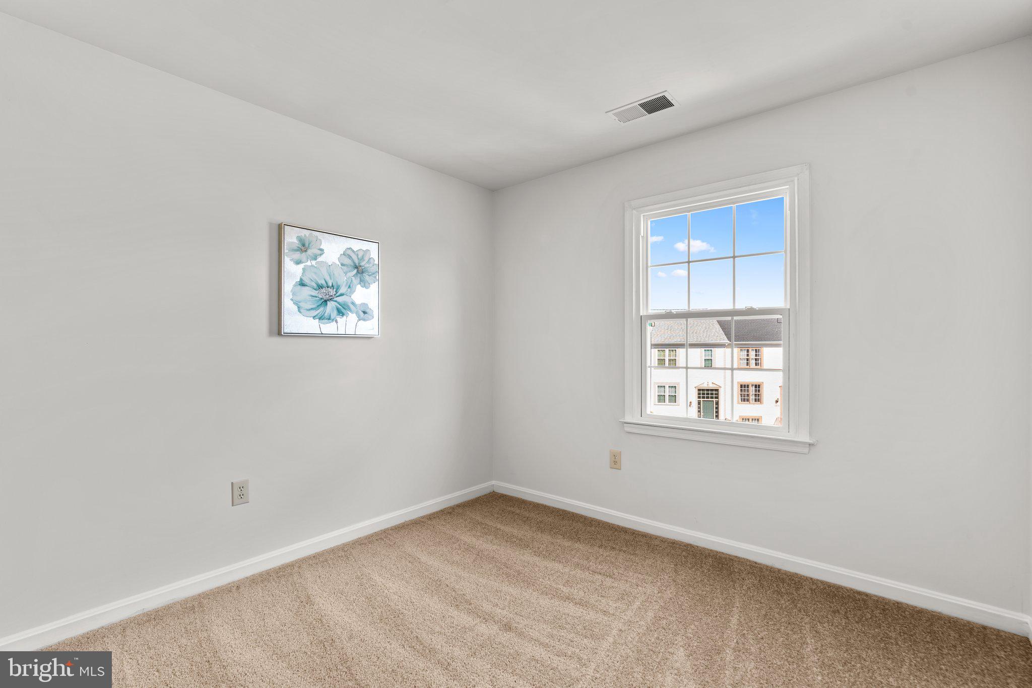 2124 COLONEL WAY