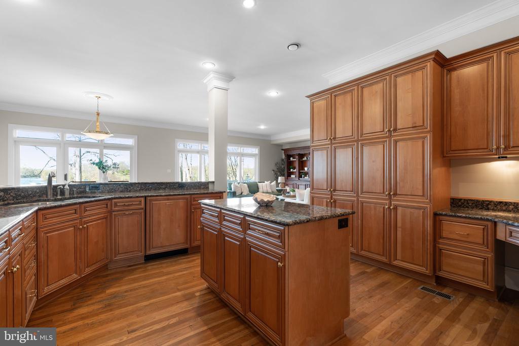 196 SOUTHDOWN ROAD
