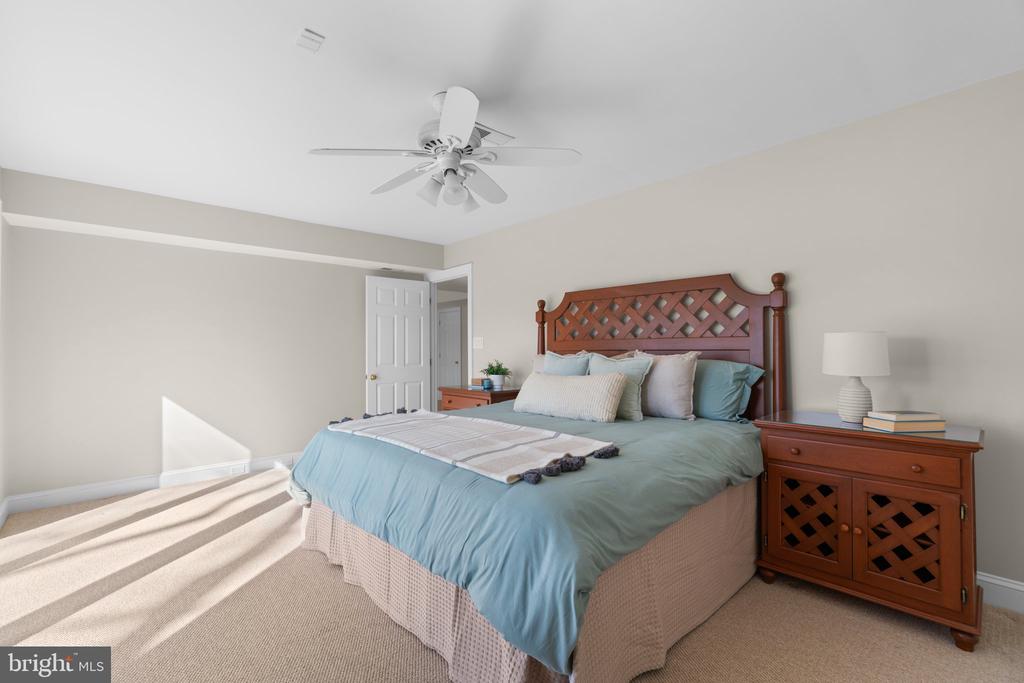 196 SOUTHDOWN ROAD