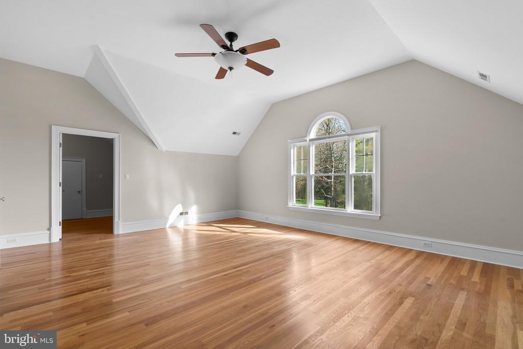196 SOUTHDOWN ROAD