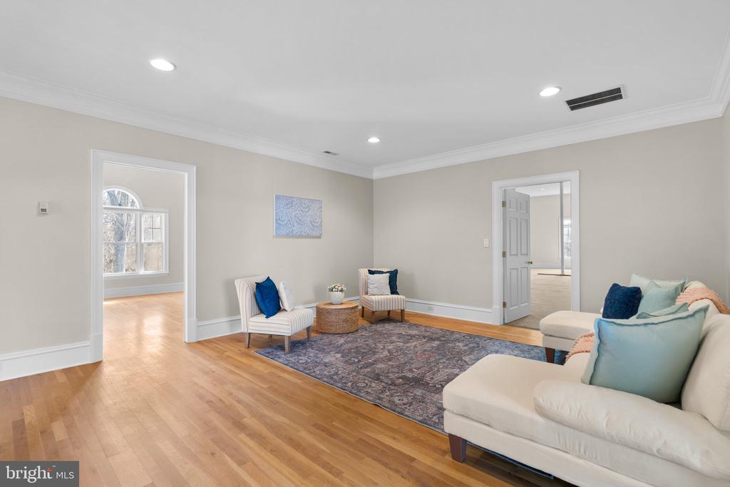 196 SOUTHDOWN ROAD