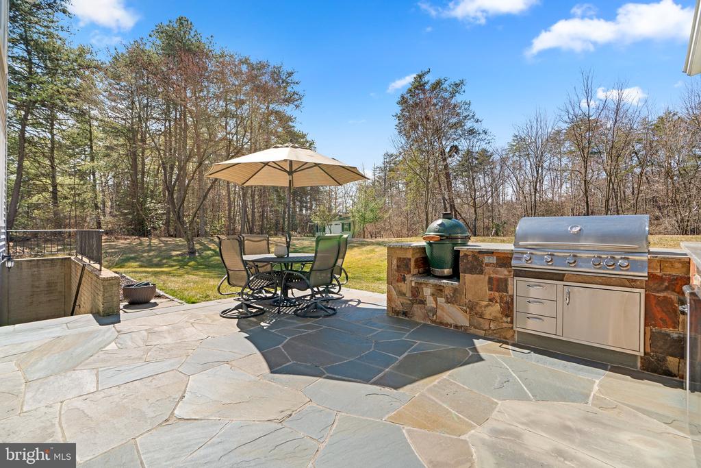 121 FORDHAM DRIVE