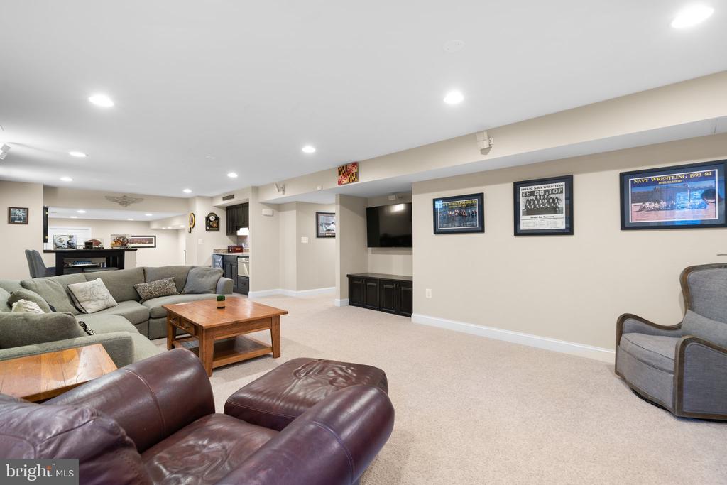 121 FORDHAM DRIVE