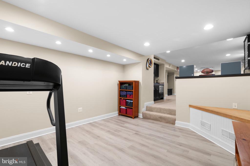 121 FORDHAM DRIVE