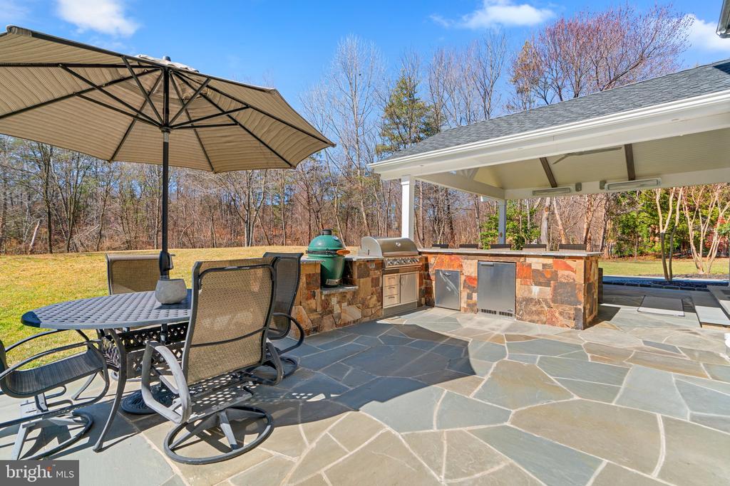121 FORDHAM DRIVE