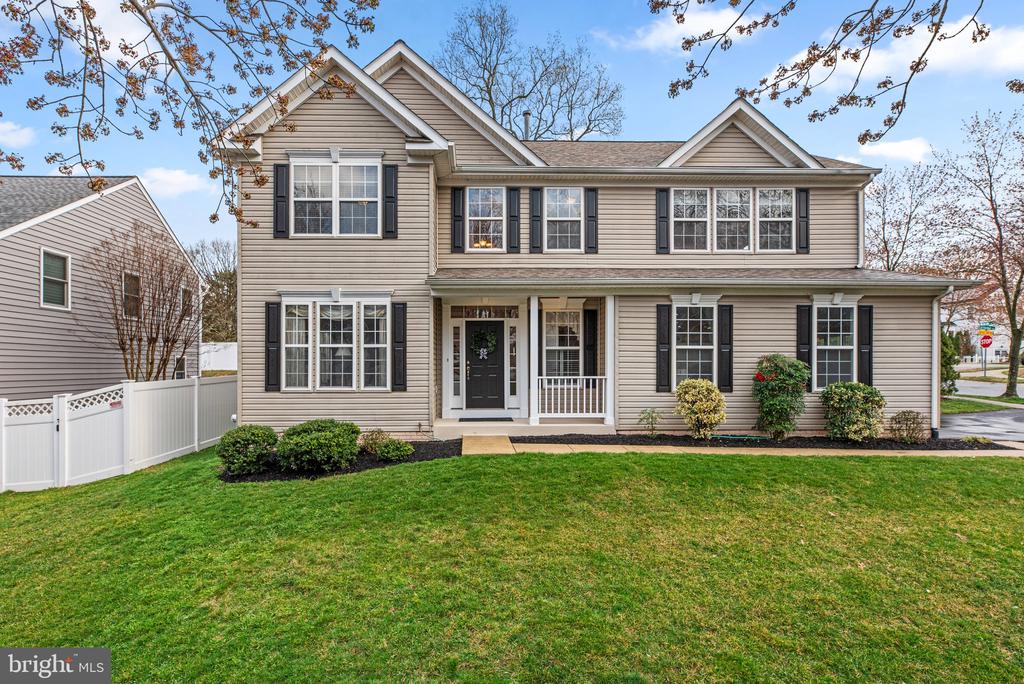 807 NORTHRIDGE WAY