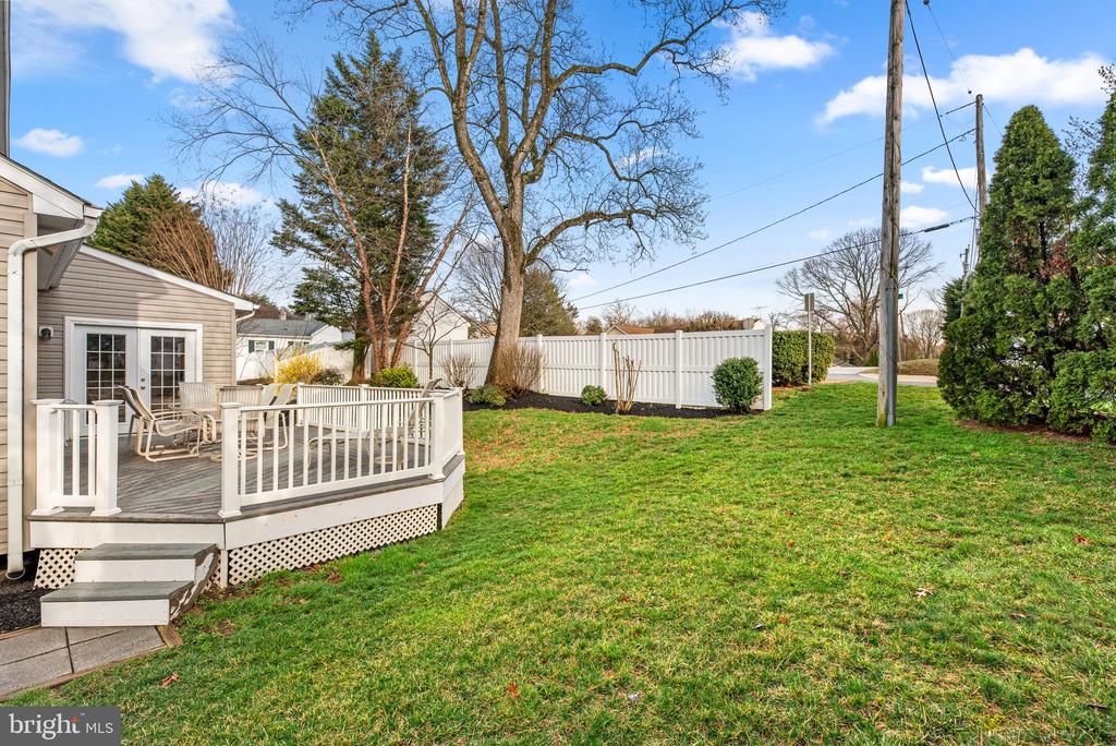 807 NORTHRIDGE WAY