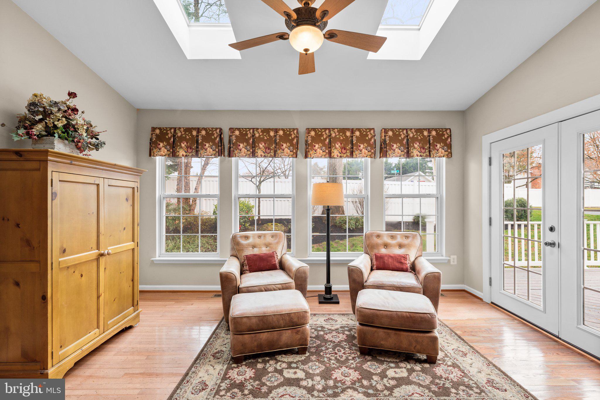 807 NORTHRIDGE WAY