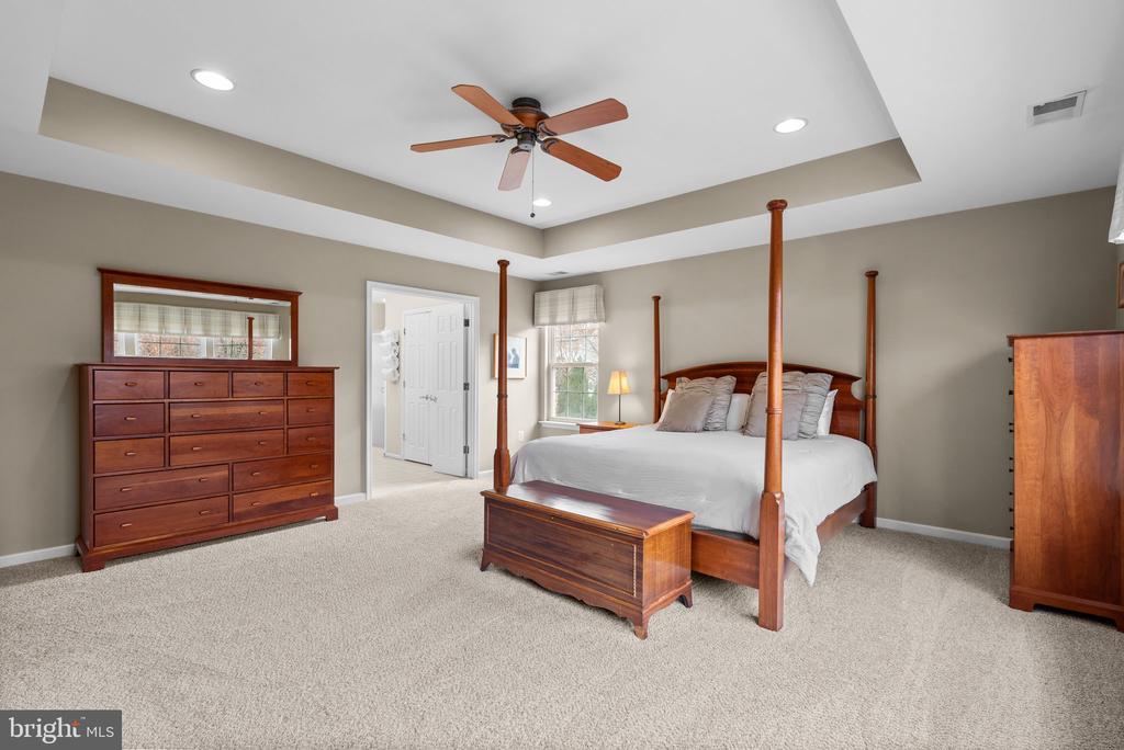 807 NORTHRIDGE WAY