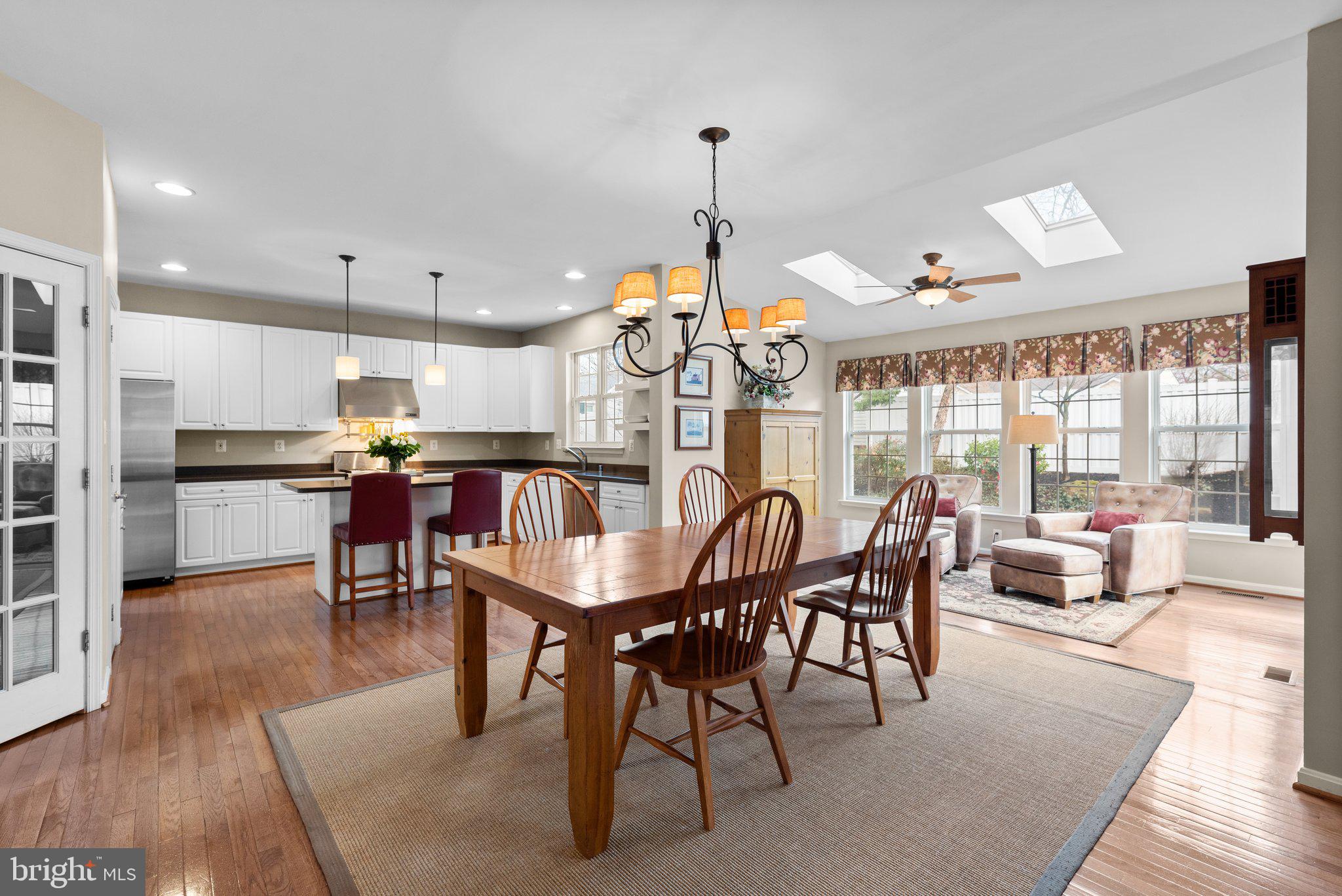 807 NORTHRIDGE WAY