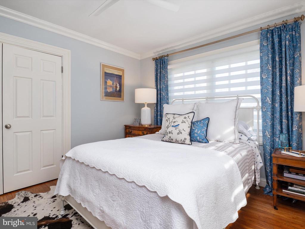 241 RUGBY ROAD