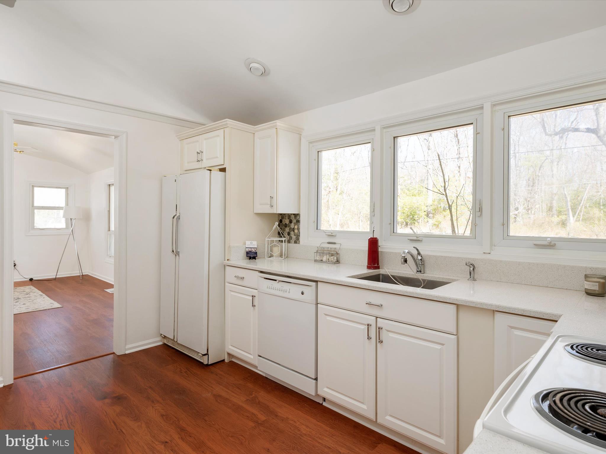 6432 SHADY SIDE RD W