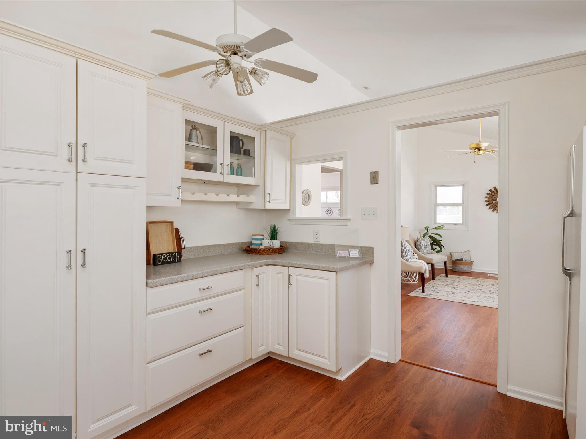 6432 SHADY SIDE RD W