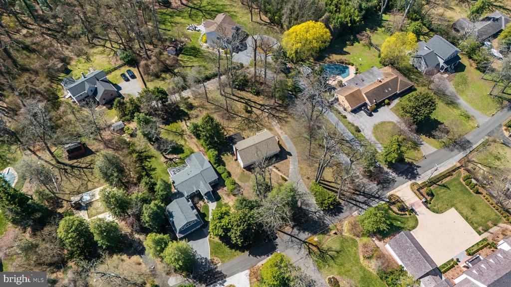 1542 SHIPSVIEW ROAD