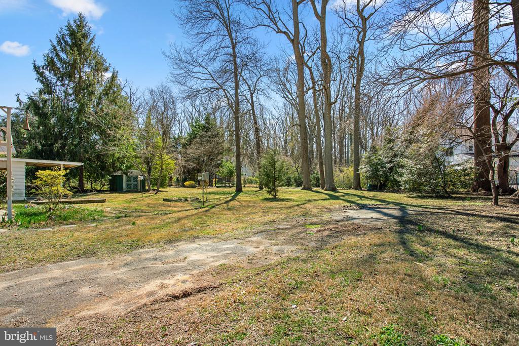 1542 SHIPSVIEW ROAD
