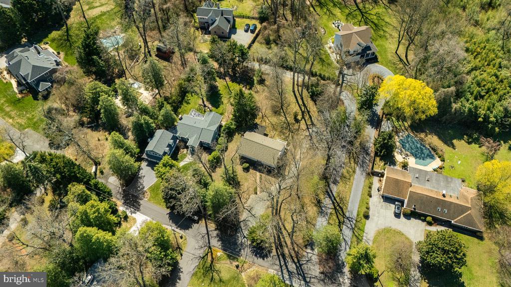 1542 SHIPSVIEW ROAD