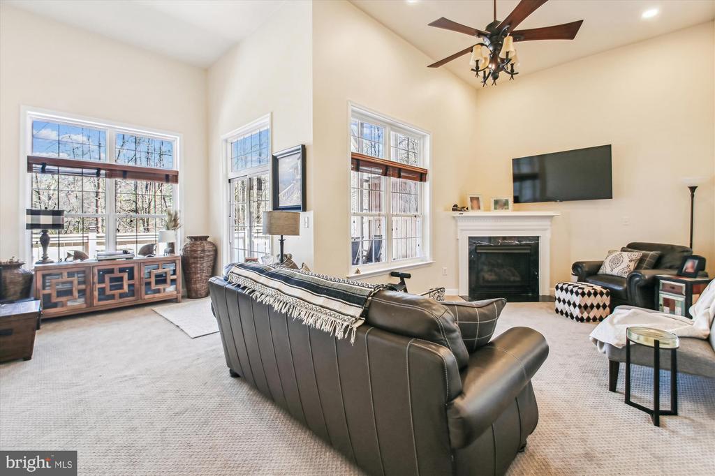 481 PENWOOD DRIVE
