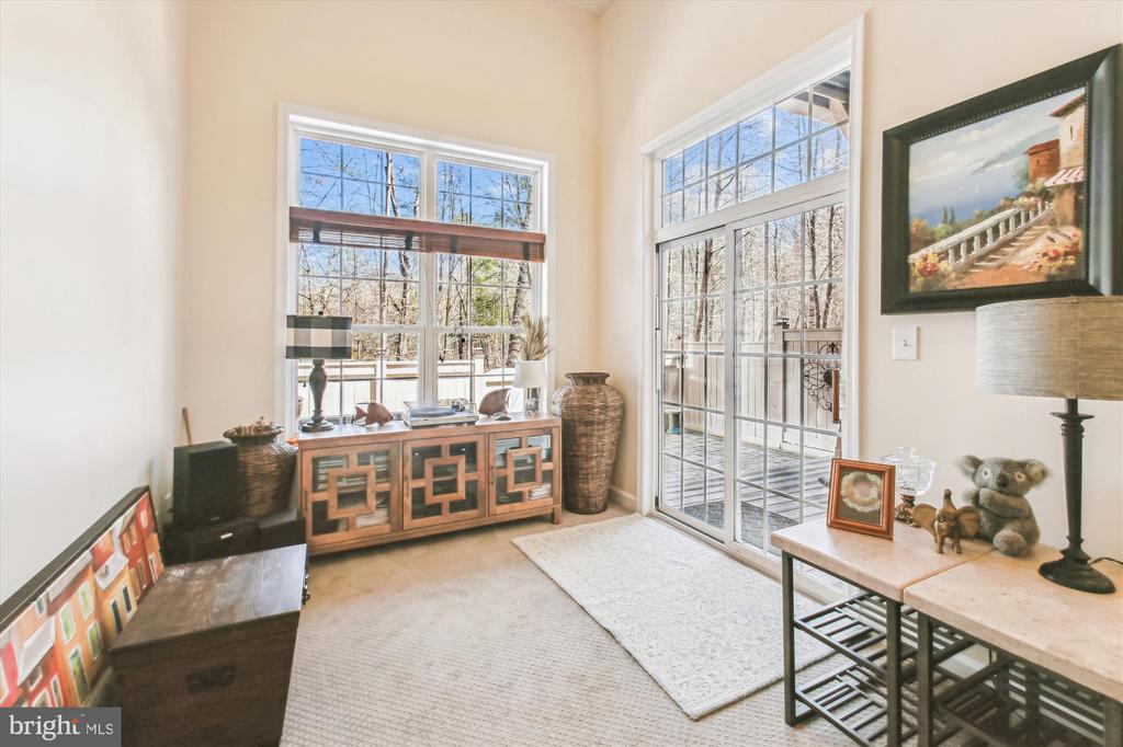481 PENWOOD DRIVE