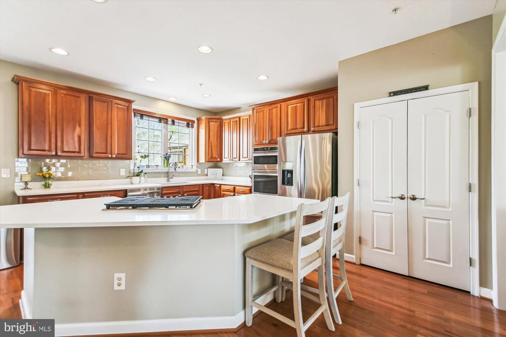 481 PENWOOD DRIVE