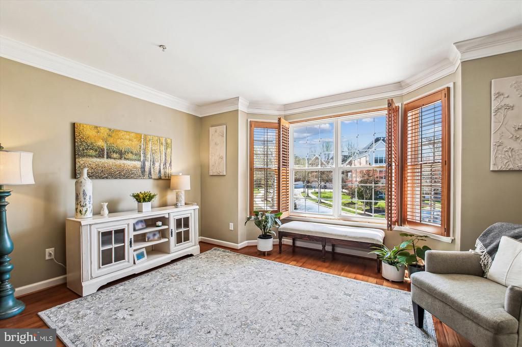 481 PENWOOD DRIVE