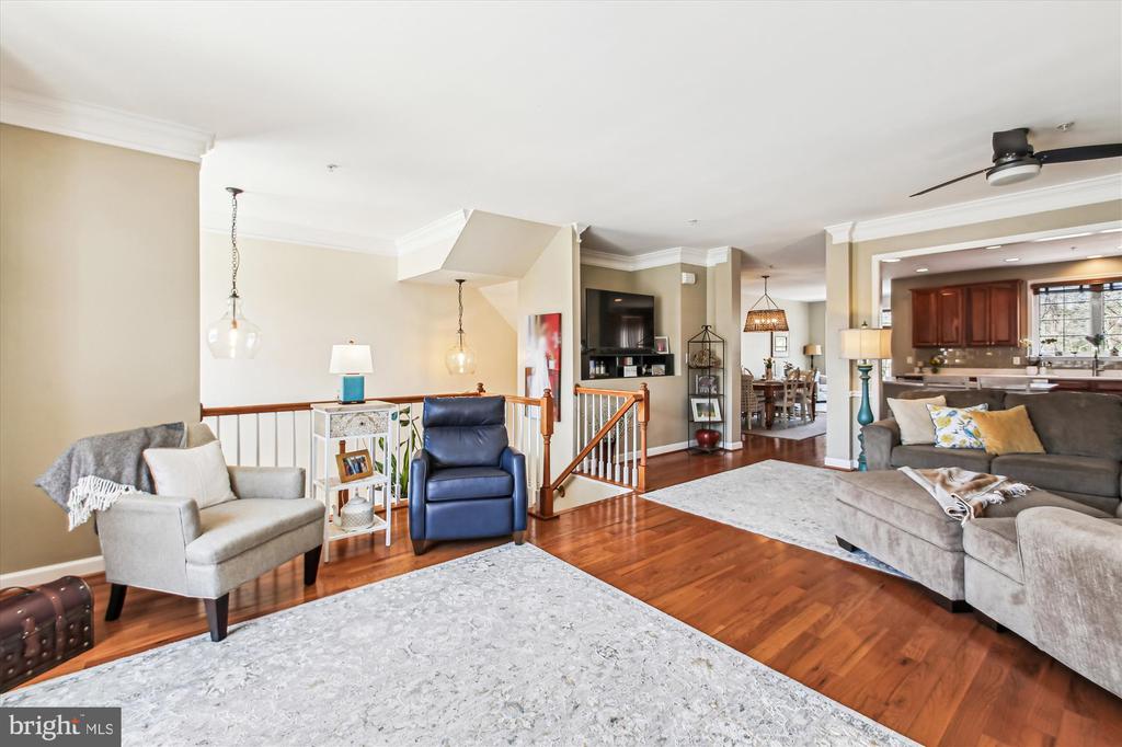 481 PENWOOD DRIVE