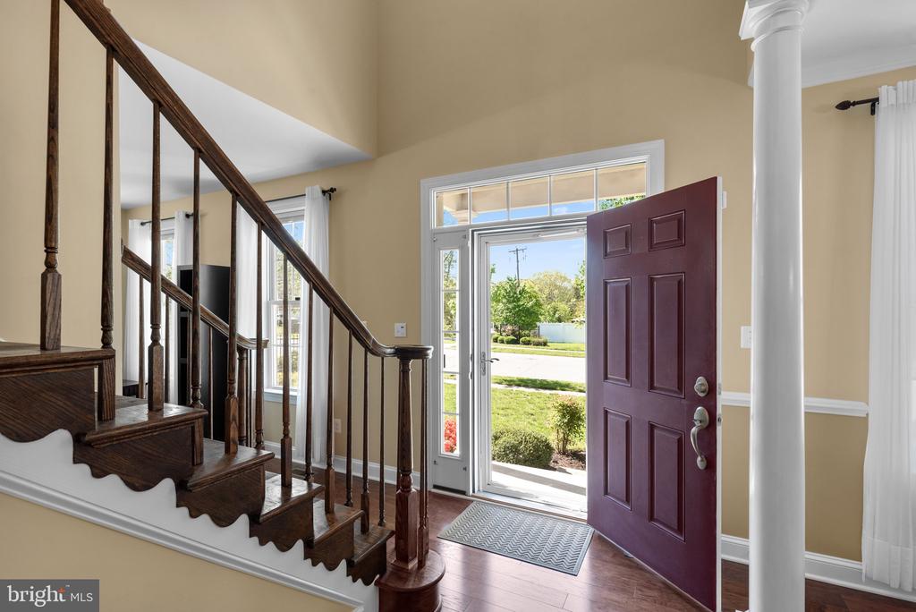 302 LISTMAN COURT